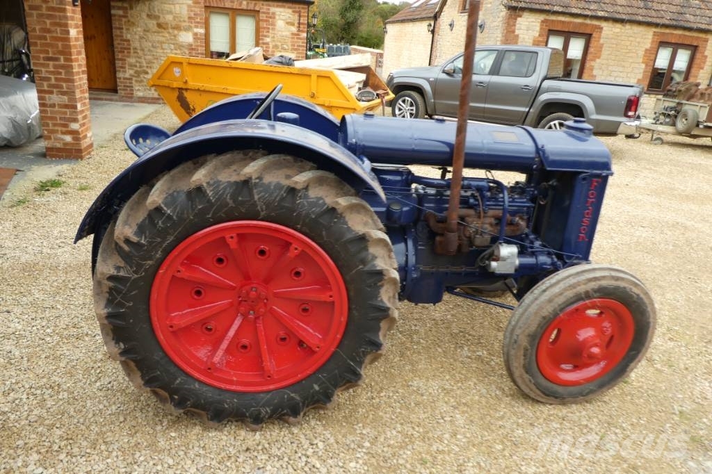 standard fordson Tractors