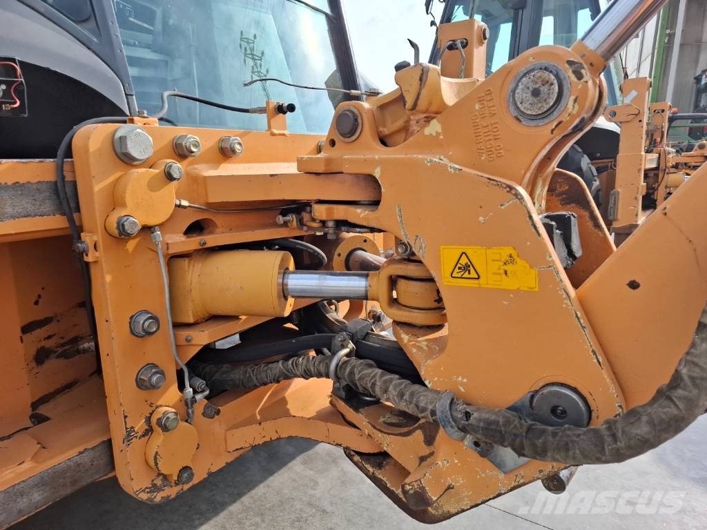CASE 580 SM Backhoe