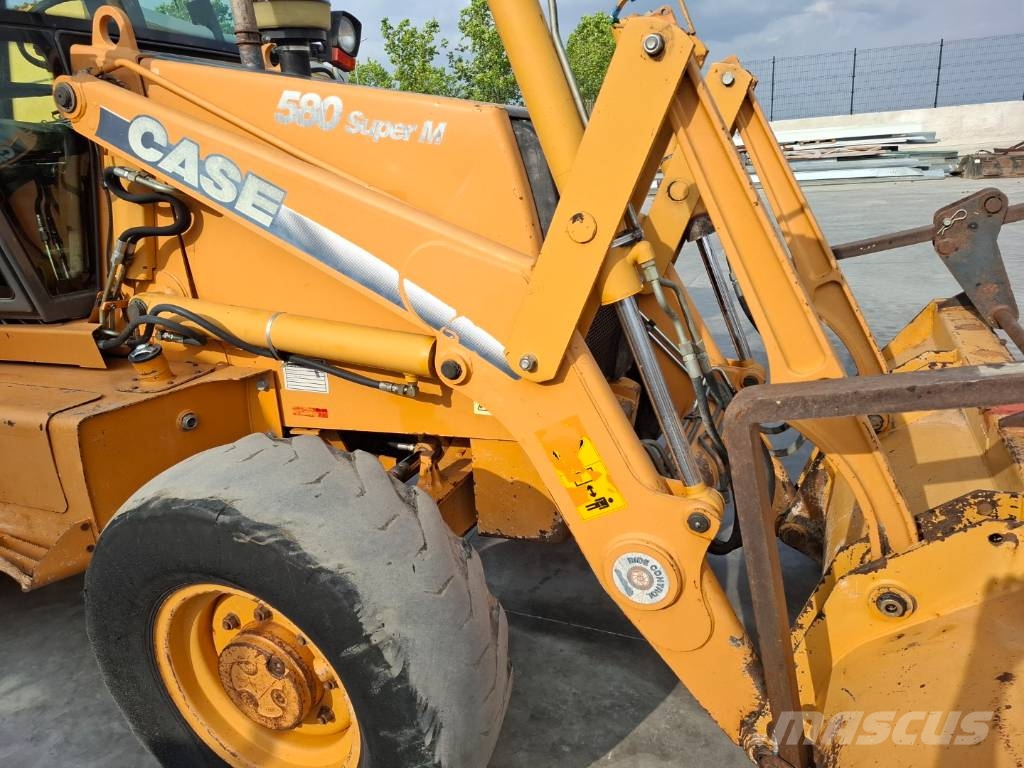 CASE 580 SM Backhoe