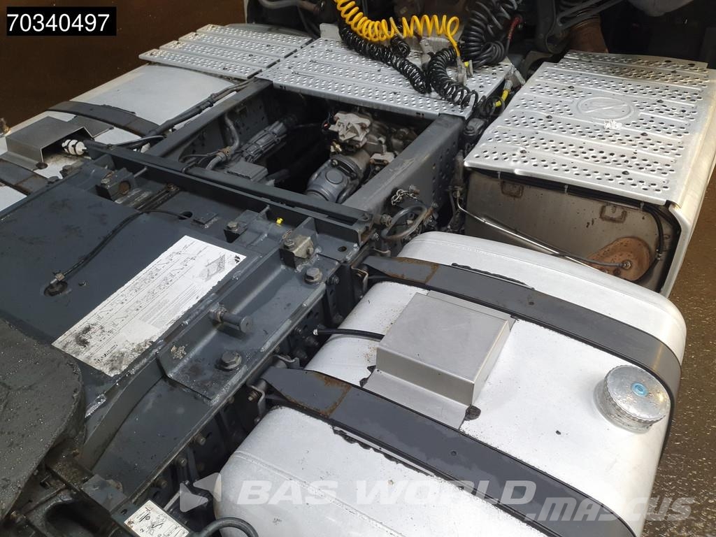 Mercedes-Benz Actros 1942 4X2 Mega StreamSpace NL 2xTanks Hebesa Vilcēji