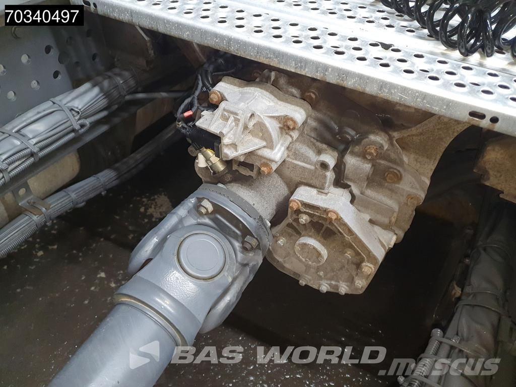 Mercedes-Benz Actros 1942 4X2 Mega StreamSpace NL 2xTanks Hebesa Vilcēji