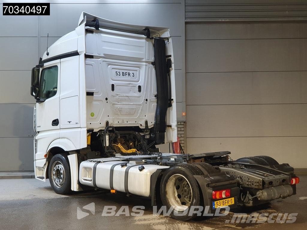 Mercedes-Benz Actros 1942 4X2 Mega StreamSpace NL 2xTanks Hebesa Vilcēji