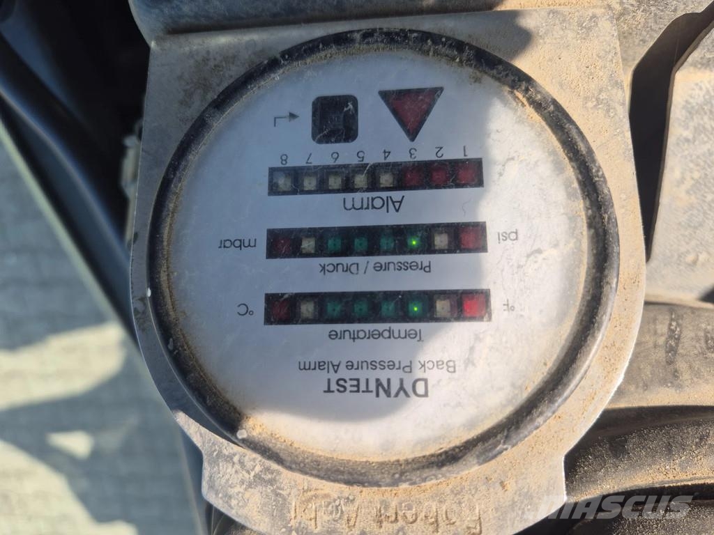Volvo L30B-Z/X - year 2007 - 9420 hours لوادر بعجل