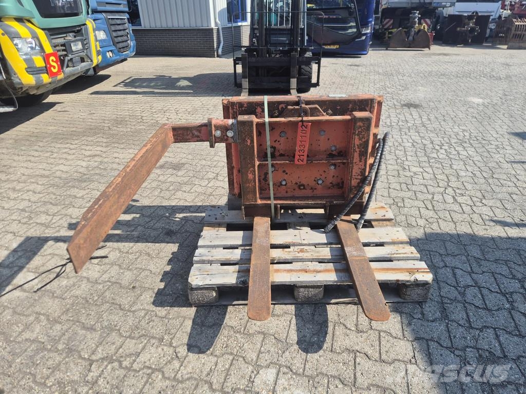 Volvo L30B-Z/X - year 2007 - 9420 hours لوادر بعجل