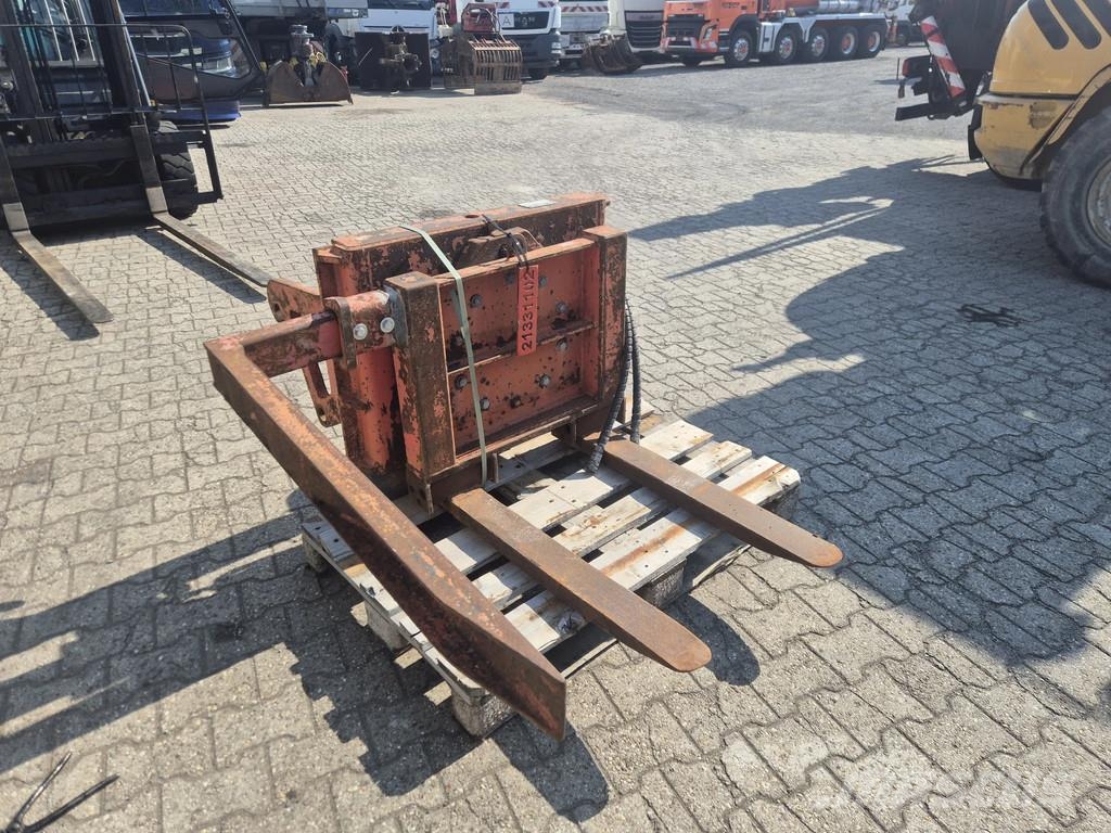 Volvo L30B-Z/X - year 2007 - 9420 hours لوادر بعجل