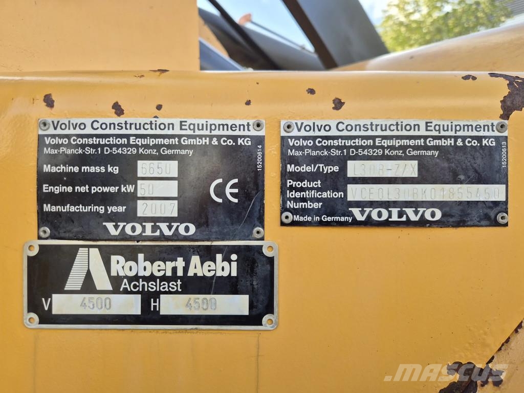 Volvo L30B-Z/X - year 2007 - 9420 hours لوادر بعجل