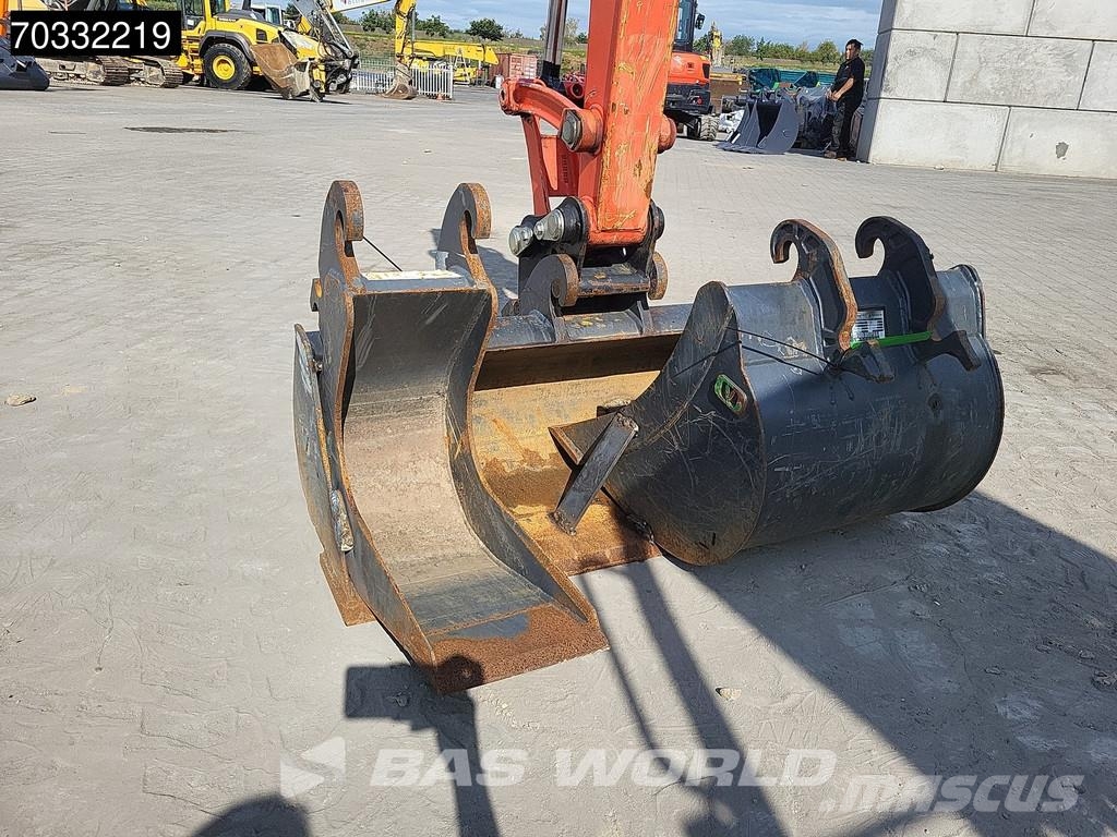 Kubota U36 -4 3 Buckets - Like New! Minigraafmachines < 7t