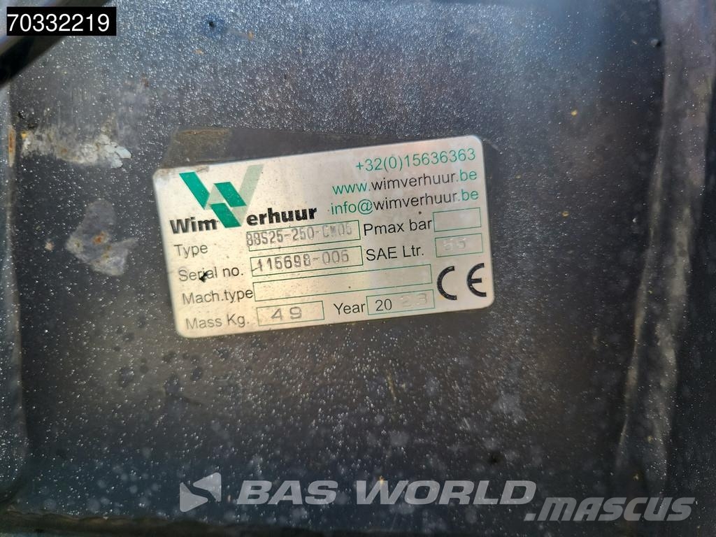 Kubota U36 -4 3 Buckets - Like New! Minigraafmachines < 7t