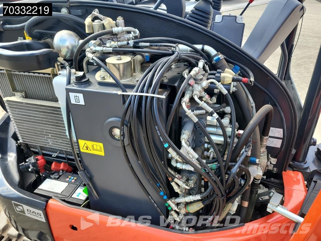 Kubota U36 -4 3 Buckets - Like New! Minigraafmachines < 7t