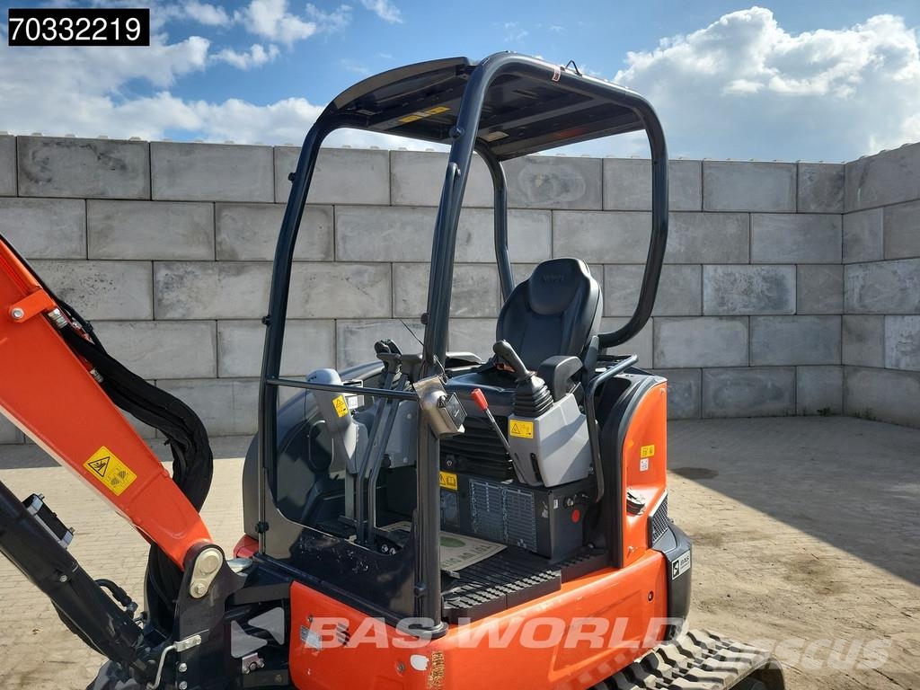 Kubota U36 -4 3 Buckets - Like New! Miniekskavaatorid < 7 t