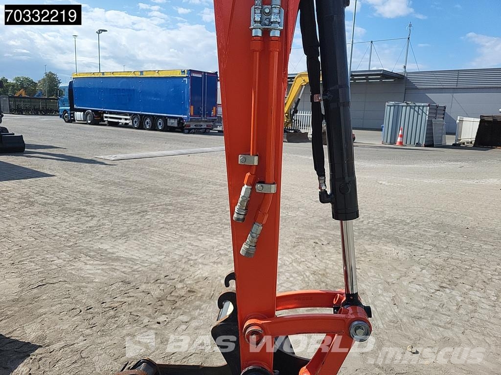 Kubota U36 -4 3 Buckets - Like New! Minigraafmachines < 7t