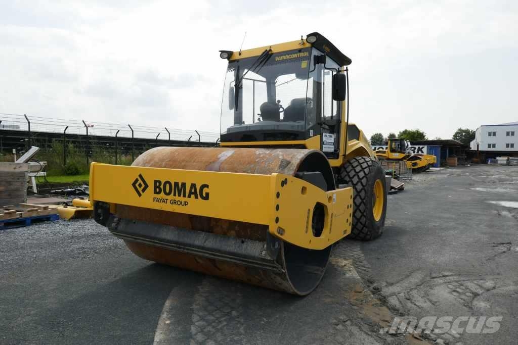 Bomag BW 213 BVC-5 Pinnasetihendajad