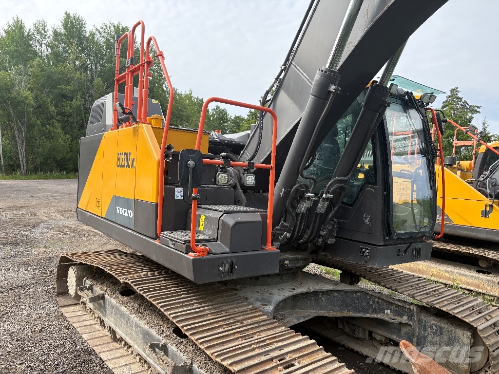 Volvo Ec250ENL Bandgrävare