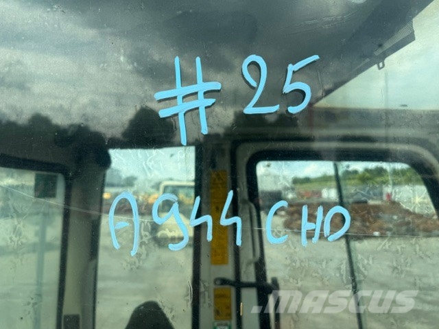 Liebherr A 944 C HD USED CAB Cabine en interieur