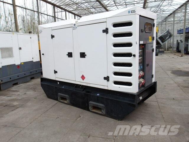 Sdmo R135 Geradores a diesel