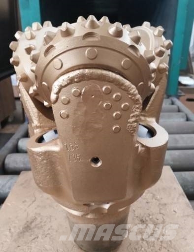 Sollroc IADC API Carbide Tungsten Tricone Rock Roller Bits Комплектуючі і запасні частини для бурових установок