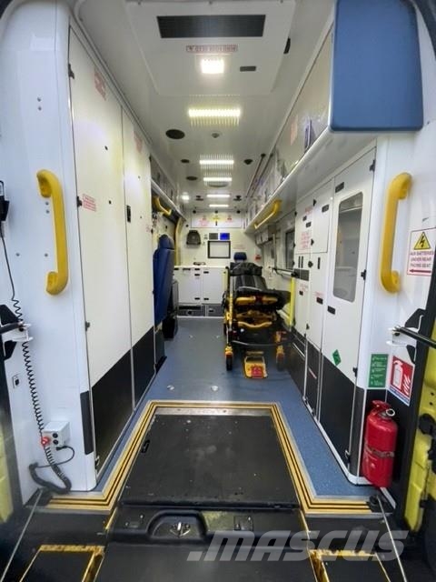 Fiat Ducato A&E Fiat Ducato A&E Vehicle with Stryker Pr Sanitky