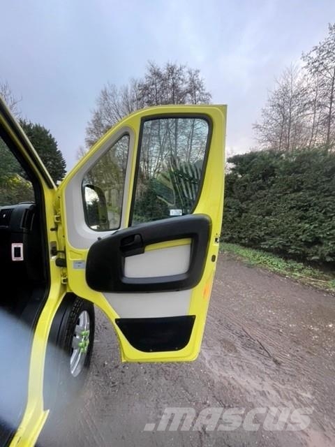 Fiat Ducato A&E Fiat Ducato A&E Vehicle with Stryker Pr Sanitky