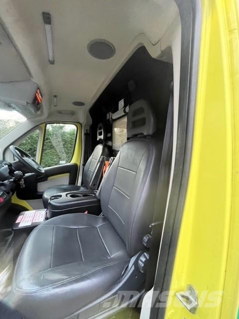 Fiat Ducato A&E Fiat Ducato A&E Vehicle with Stryker Pr Sanitky