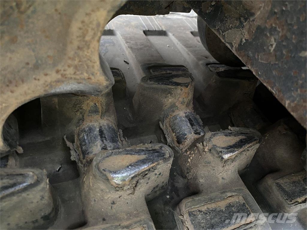 Yanmar VIO80-1A حفارات بعجل