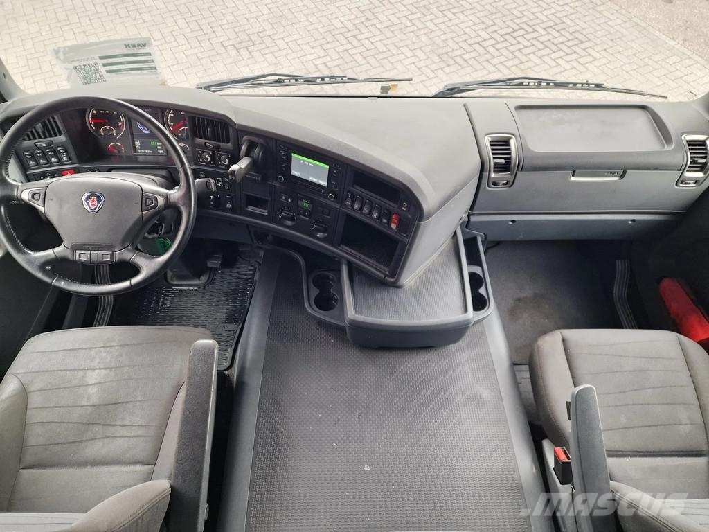 Scania G320 4x2 - Bussbygg box - Full air - Euro 6 - Navi Tovornjaki zabojniki