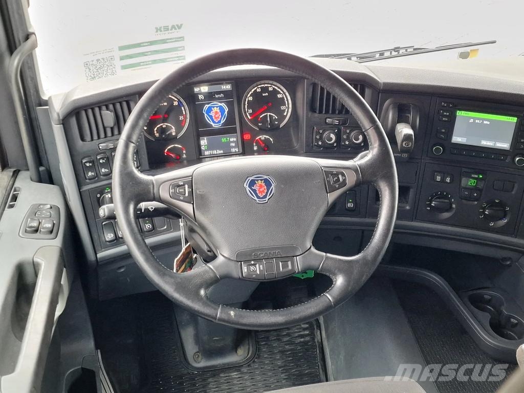 Scania G320 4x2 - Bussbygg box - Full air - Euro 6 - Navi Tovornjaki zabojniki