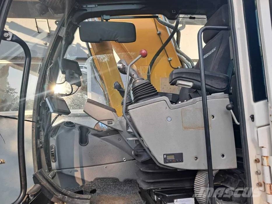 Liebherr R 926 LC Vikšriniai ekskavatoriai