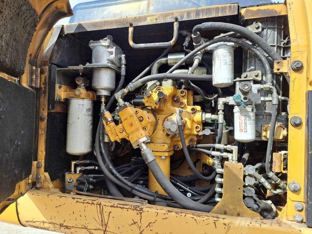 CAT 330DL UHD Koparki gąsienicowe
