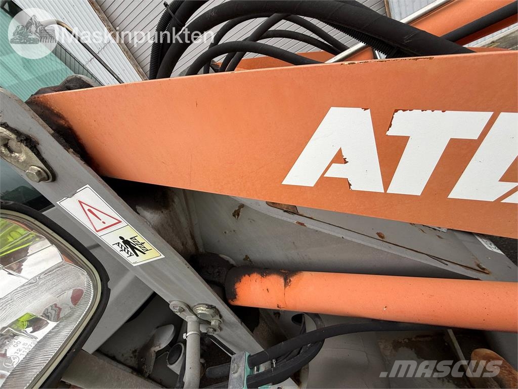 Atlas 65 Iekrāvēji uz riteņiem