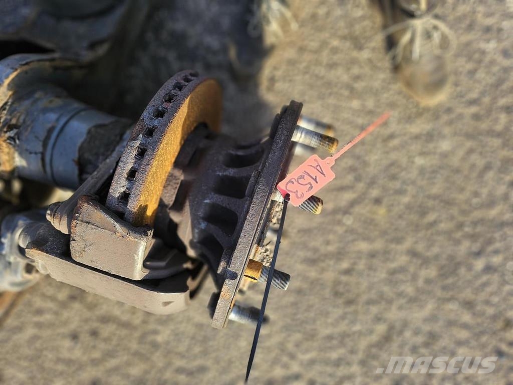 SAF TRAILER AXLE DISC BRAKES 3 PIECES. Осі