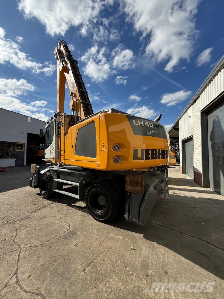 Liebherr LH 40 M Bagri za prekladanje primarnih/sekundarnih surovin