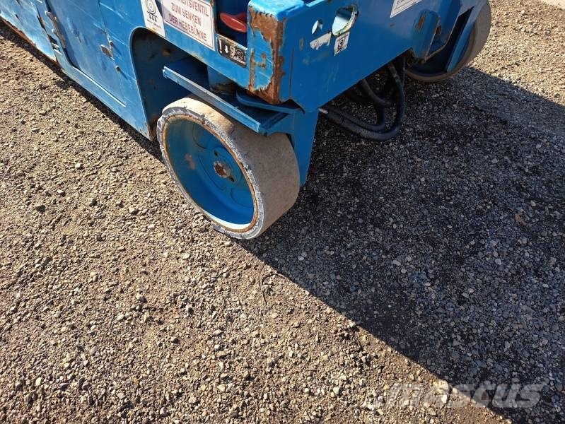 Genie GS4047 - 13,7m - electric Käärtõstukid