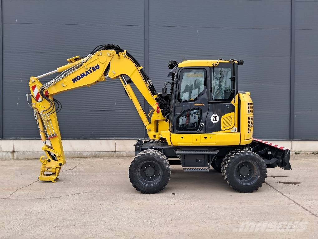 Komatsu PW98MR-11E0 Vidēja lieluma ekskavatori 7 t - 12 t