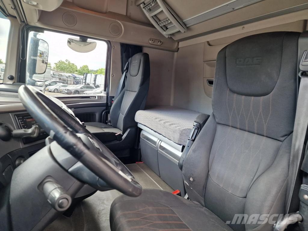 DAF XF 480 SSC 6x2*4 - Tautliner - Full air - Night cl Box body trucks