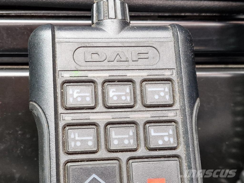 DAF XF 480 SSC 6x2*4 - Tautliner - Full air - Night cl Camiones caja cerrada