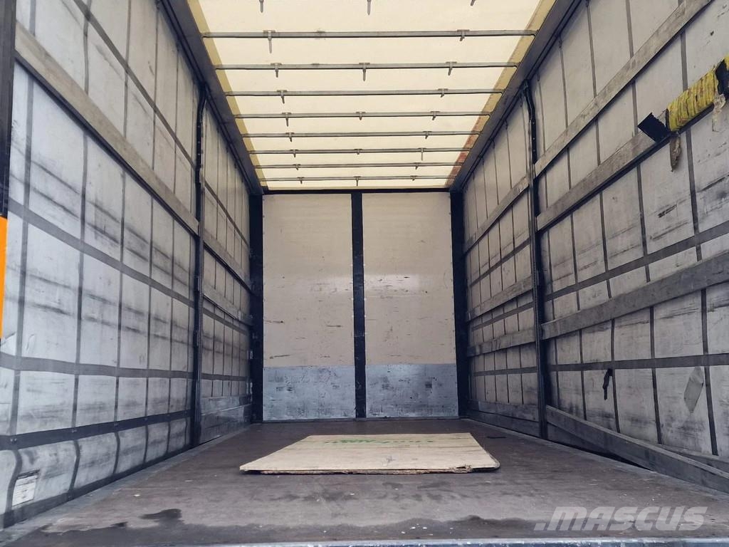 DAF XF 480 SSC 6x2*4 - Tautliner - Full air - Night cl Camiones caja cerrada