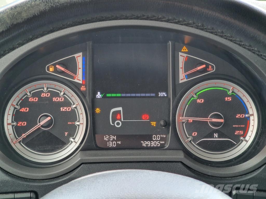 DAF XF 480 SSC 6x2*4 - Tautliner - Full air - Night cl Camiones caja cerrada