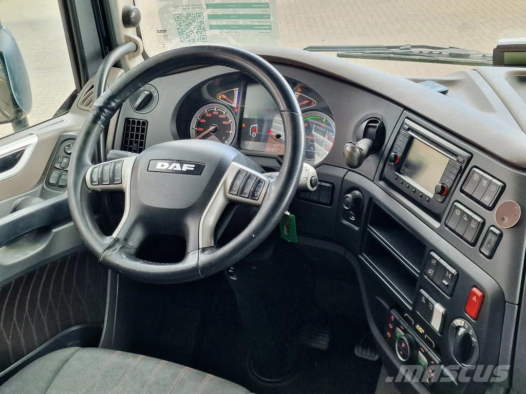 DAF XF 480 SSC 6x2*4 - Tautliner - Full air - Night cl Box body trucks