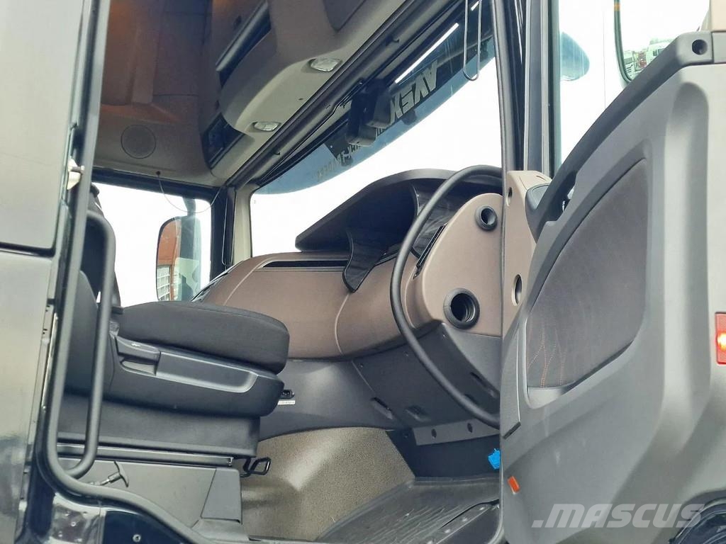 DAF XF 480 SSC 6x2*4 - Tautliner - Full air - Night cl Camiones caja cerrada