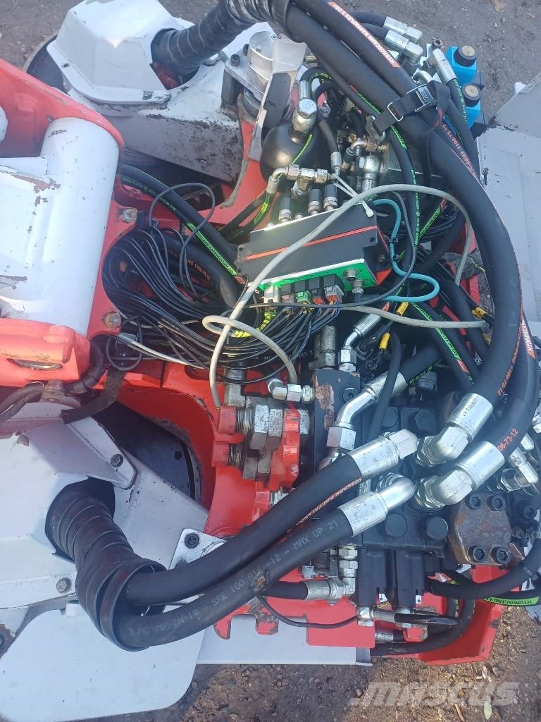 Log Max 7000 C Boomvelkoppen