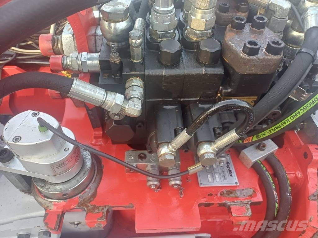 Log Max 7000 C Boomvelkoppen