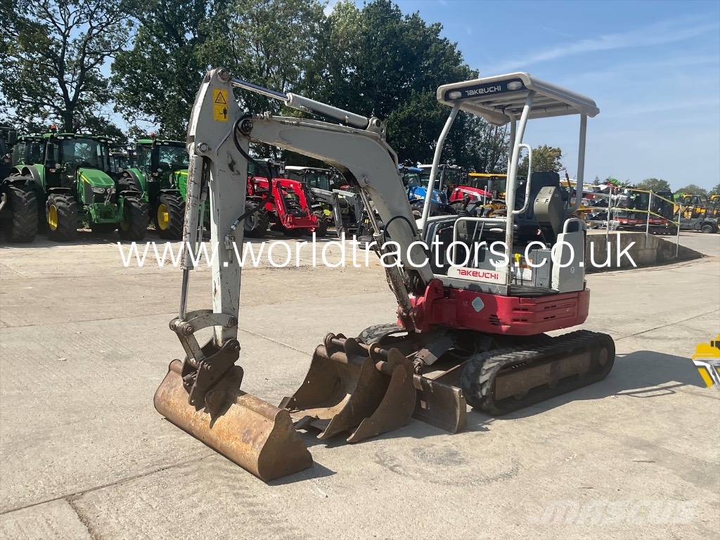 Takeuchi TB 23 R Mini pelle < 7t