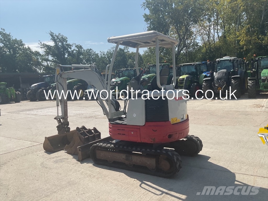 Takeuchi TB 23 R Mini pelle < 7t