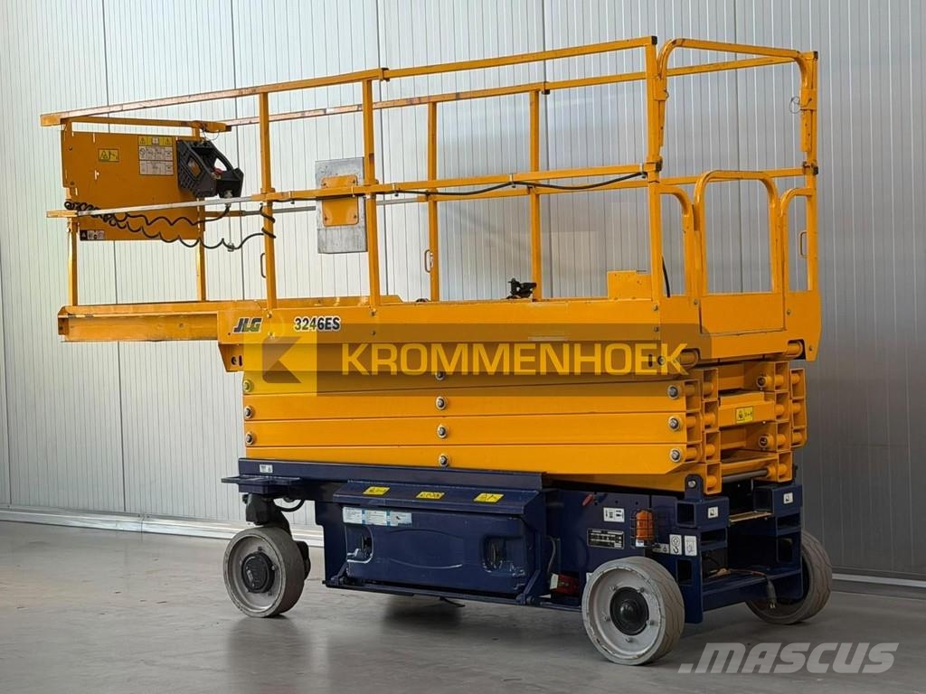 JLG 3246 ES Scissor lifts