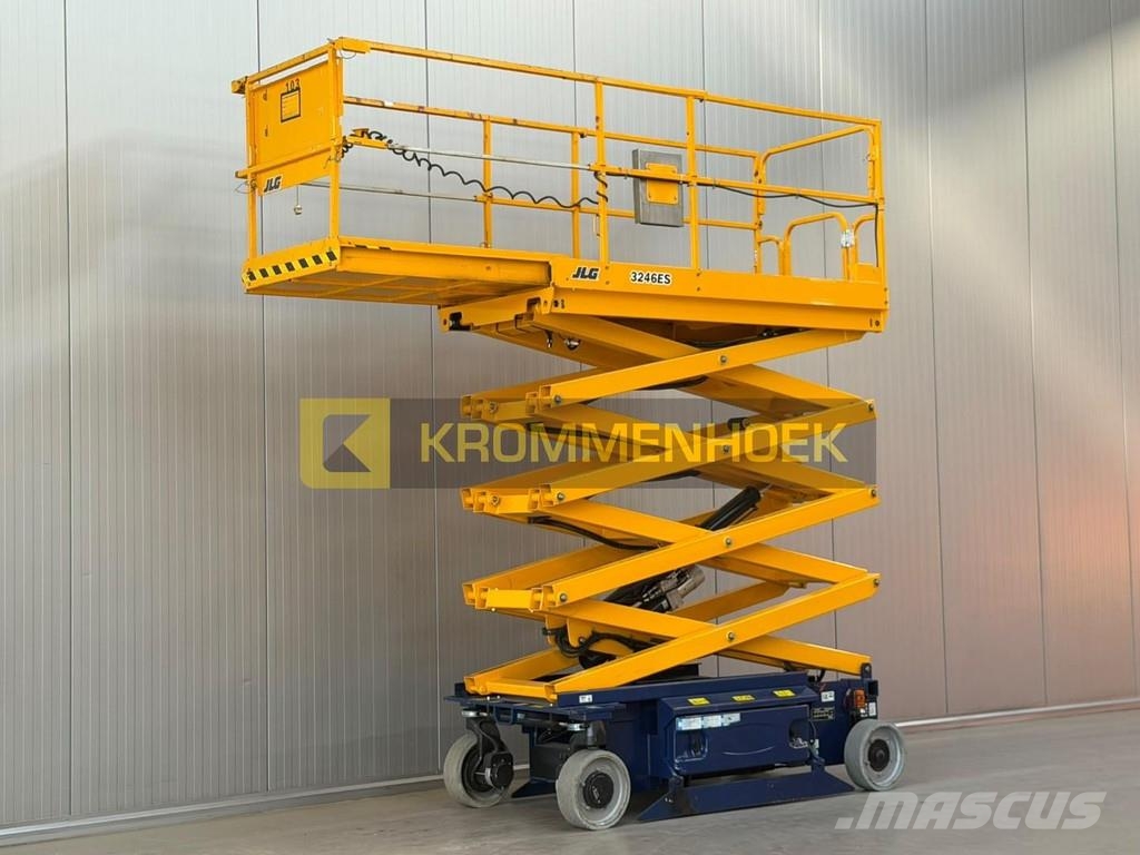 JLG 3246 ES Scissor lifts