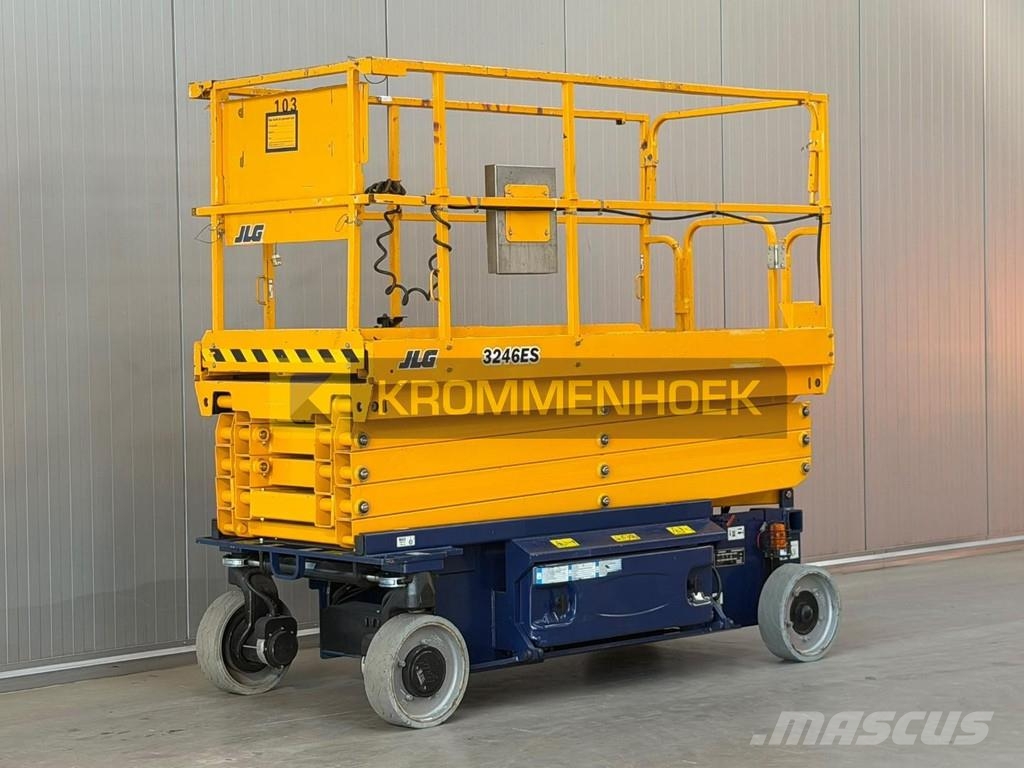 JLG 3246 ES Scissor lifts