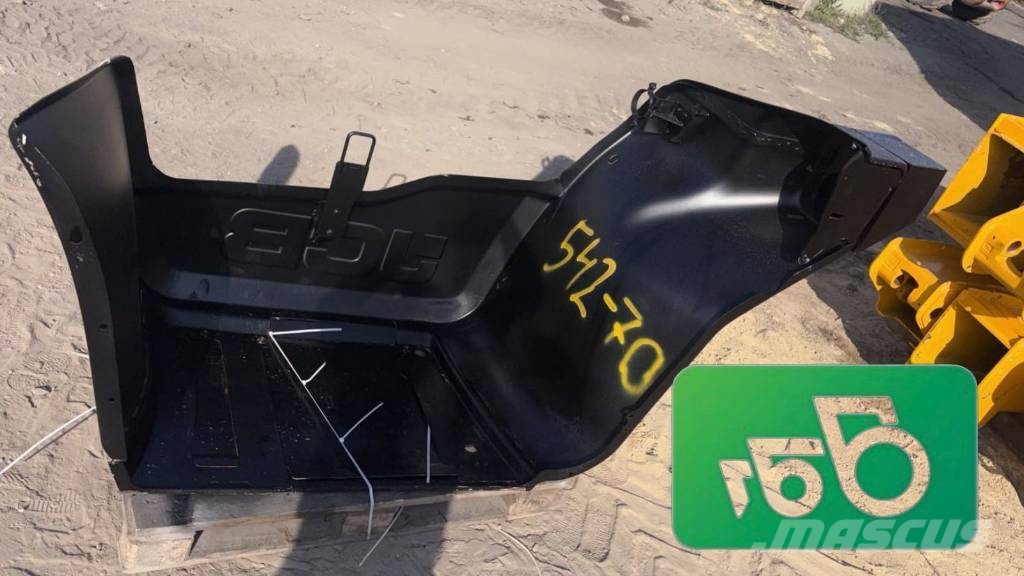 JCB 542-70 Engine Cover / Housing / Shield Šasija un piekare