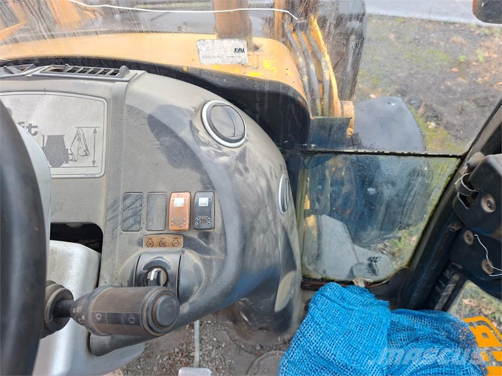 JCB 3CX SITEMASTER 4X4 Entreprenad - Övrigt
