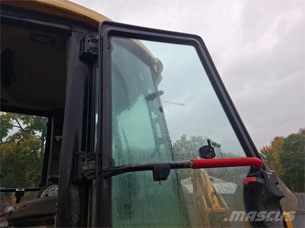JCB 3CX SITEMASTER 4X4 Entreprenad - Övrigt
