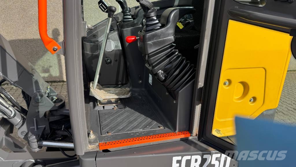 Volvo ECR 25 D Miniekskavaatorid < 7 t